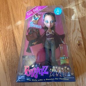 Bratz Funk Out! Fianna Doll - Brown and Black